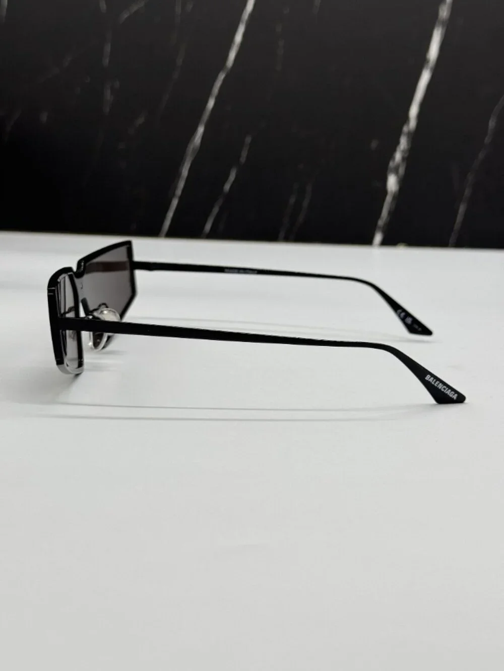 NEW BALENCIAGA BB0192S 001 BLACK SHIELD UNISEX SUNGLASSES BALENCIAGA EYEWEAR - Picture 6 of 9